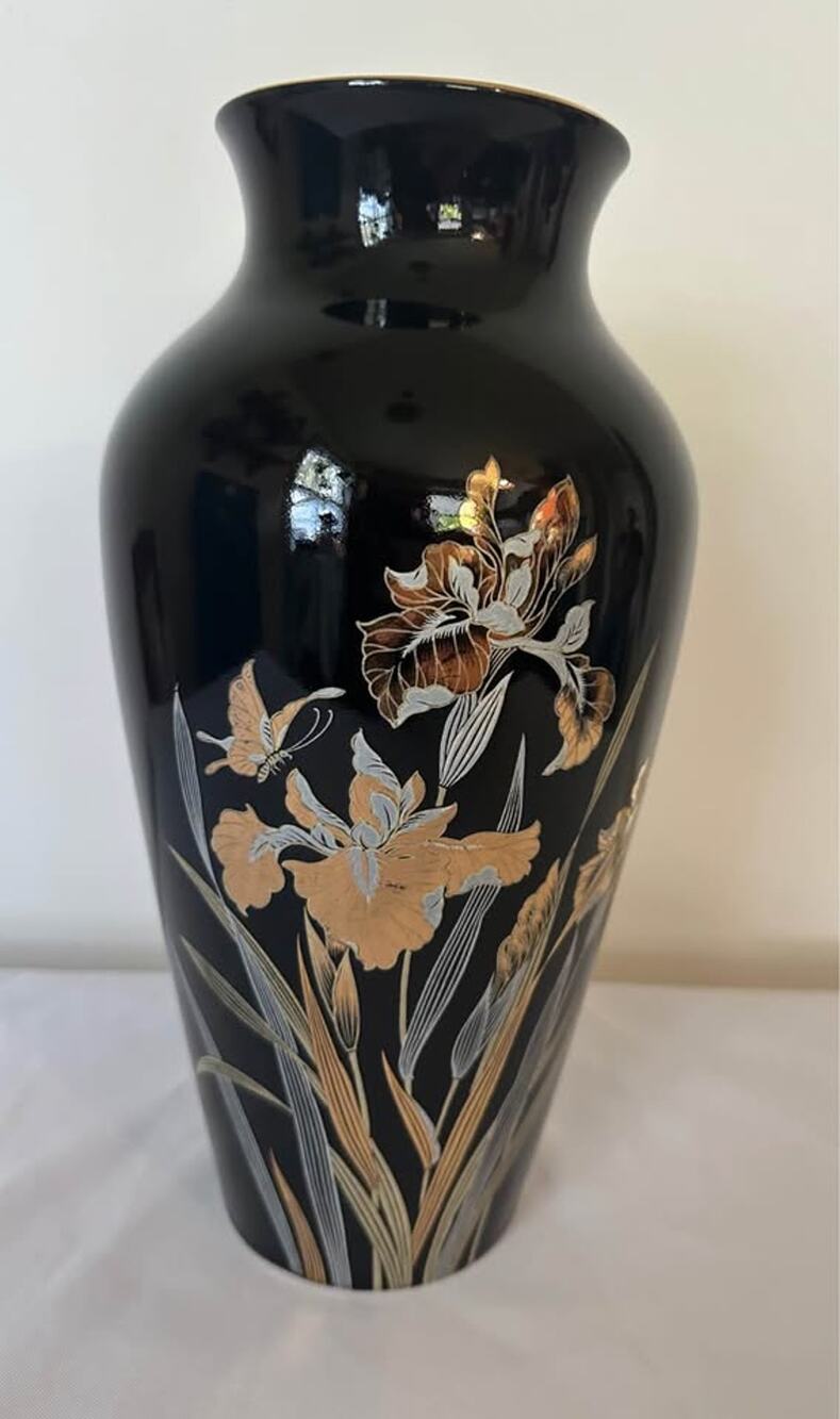 Vintage 12 in Shibata Japan Vase